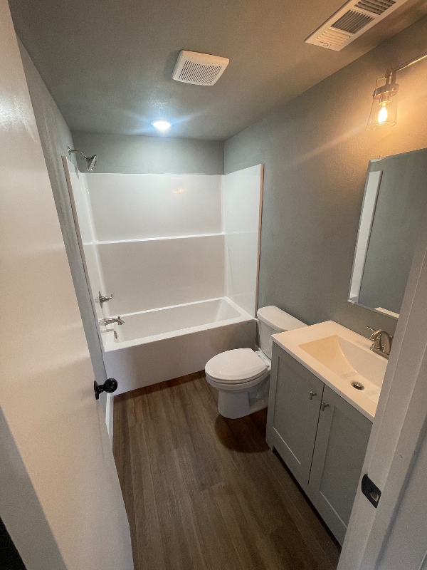 Building Photo - 258 Carroll Dr