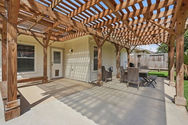 Building Photo - 2313 Perkins Crossing Dr