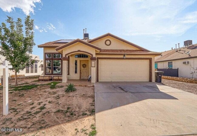 Building Photo - 409 Desert Chicory St