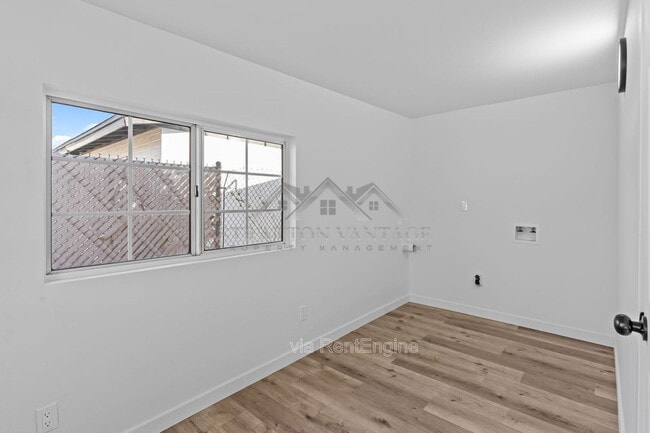 Building Photo - 7428 E Carol Cir