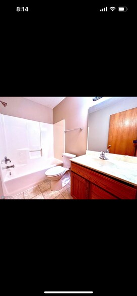 Bathroom - 2578 Amber Valley Ct S