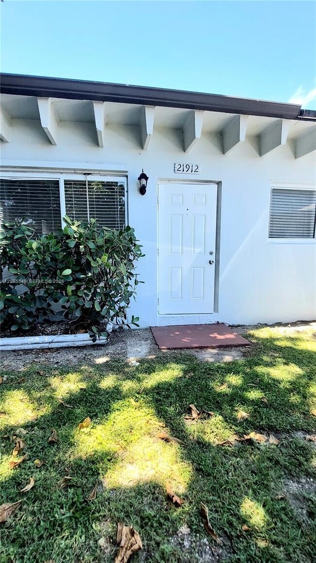 Building Photo - 21910 SW 118th Ct