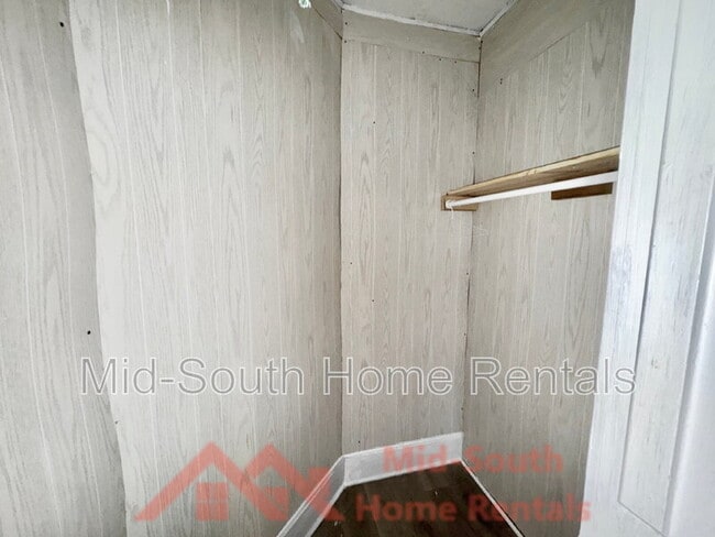 Building Photo - 3592 Vivia Ave