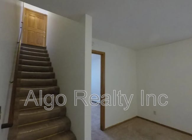 Building Photo - 3526 N Newton Ave