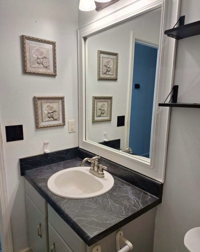 Building Photo - 7266 20th Ave