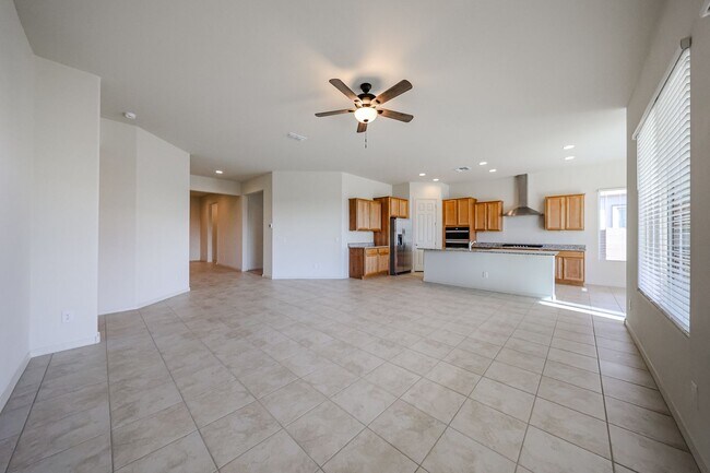Building Photo - 4 Bedroom Home in Asante Community