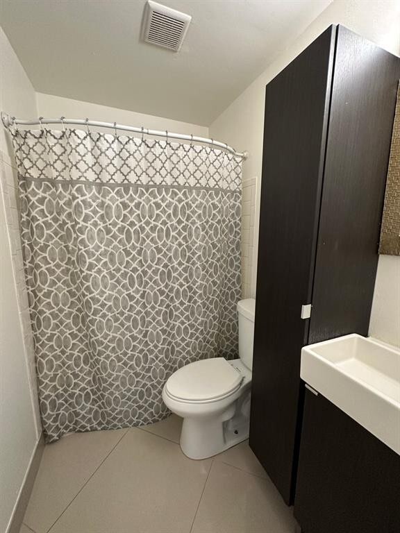 Building Photo - 3001 NW 4th Ter