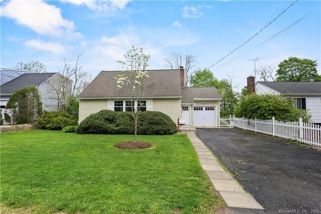 Building Photo - 80 Ridgewood Ave