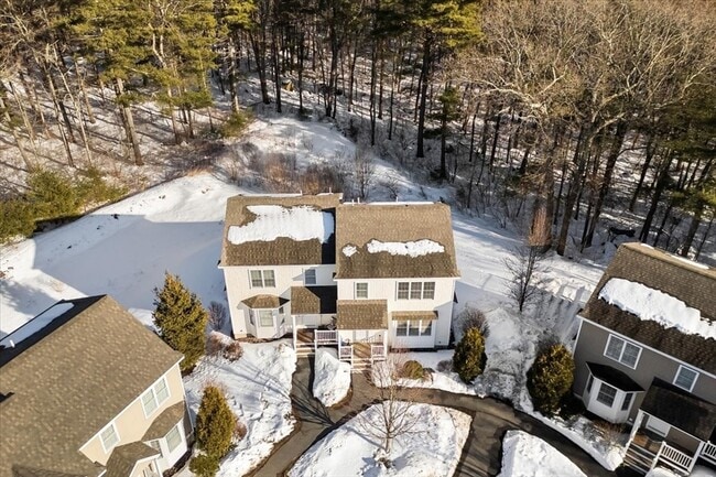 Building Photo - 100 Turtle Brook Rd