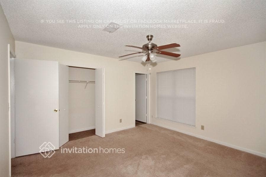 Building Photo - 3041 Park Creek Ct