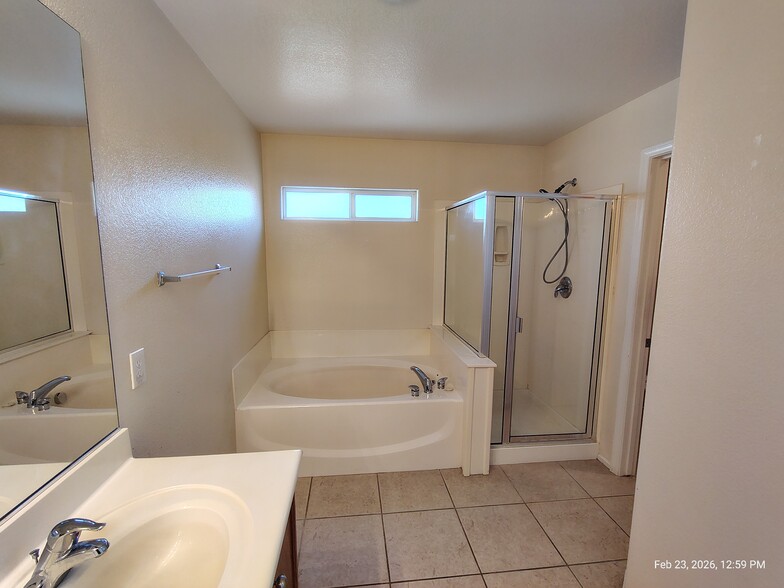 Building Photo - 10409 Calypso Cave St