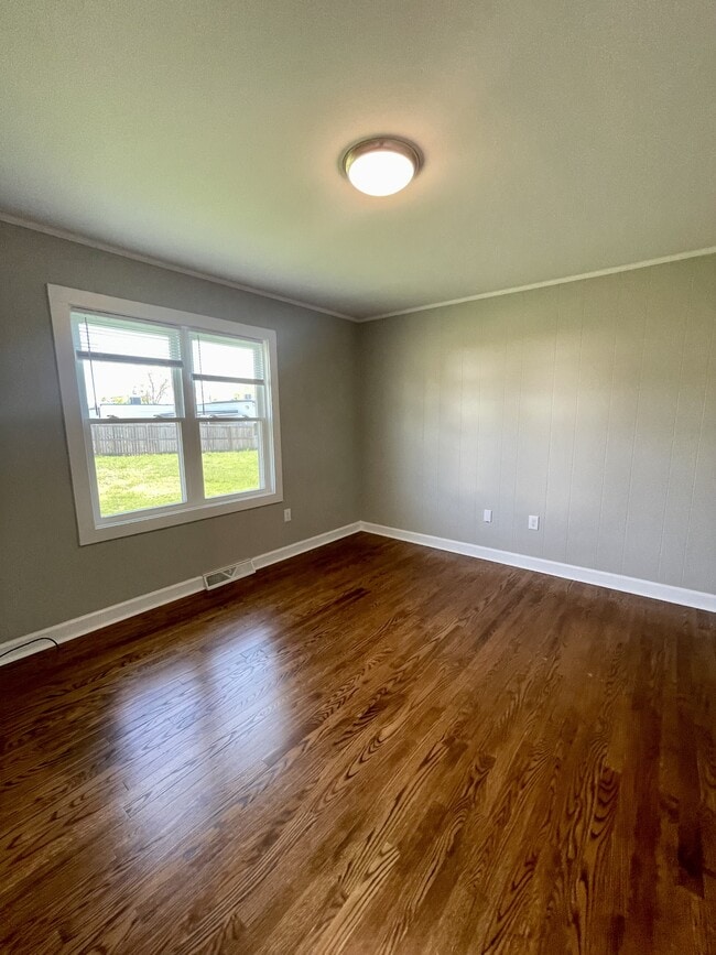 Building Photo - 63 Shelor Dr