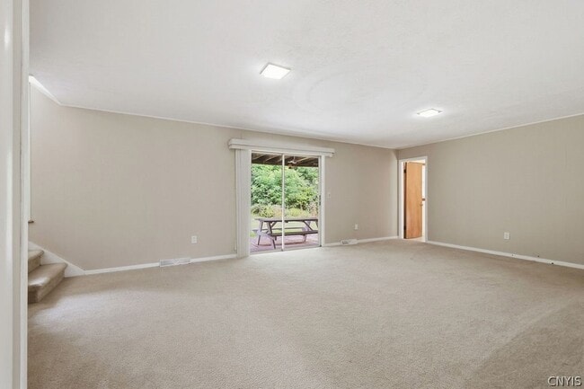 Building Photo - 115 Saybrook Ln