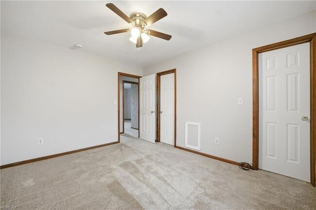 Building Photo - 725 Mill Landing Rd