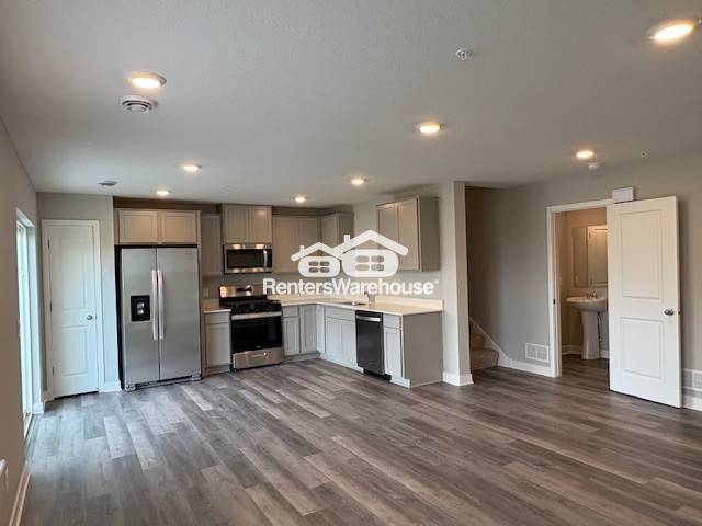 Building Photo - 5129 Stable View Dr