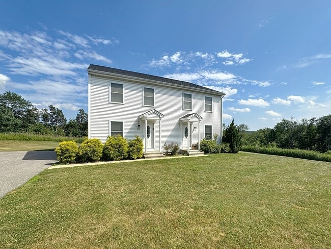 Building Photo - 87 Nature Ave
