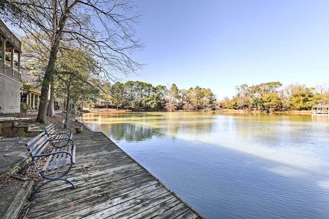 Building Photo - Completely remodeled and furnished Waterfront property!