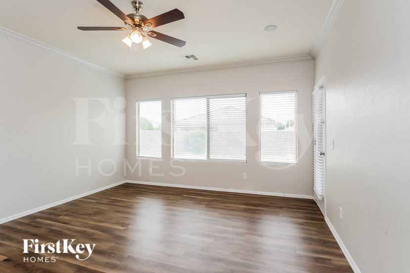 Building Photo - 10769 E Marigold Ct