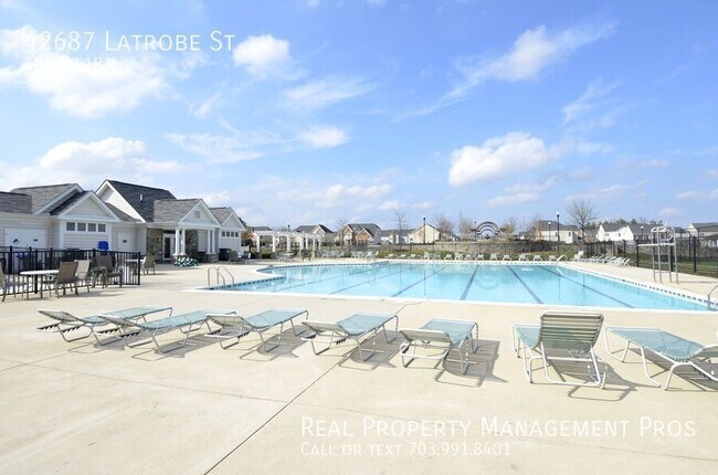 Building Photo - 42687 Latrobe St