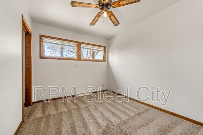 Building Photo - 1529 Alexander Cir