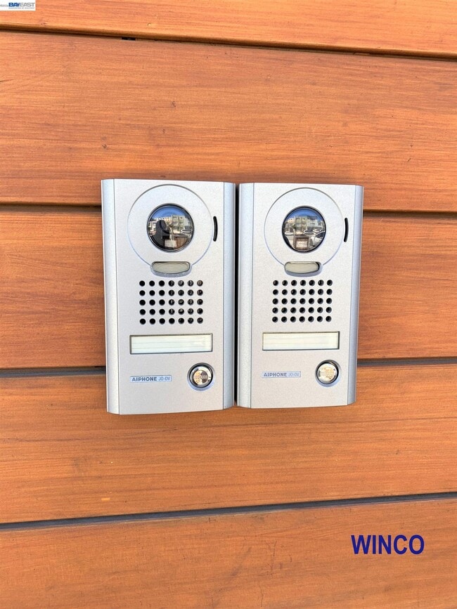 Building Photo - 263 Ralston St