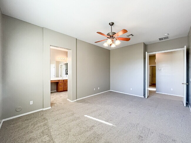 Building Photo - 3529 W Belle Ave