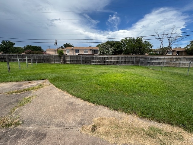 Building Photo - 3809 Spring Holw