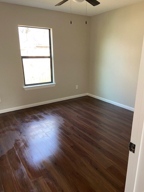 Bedroom 2 - 2626 W Ashby Plz