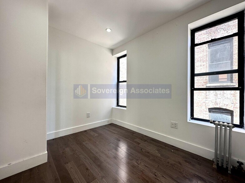 Building Photo - 4 St Nicholas Terrace