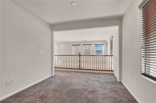 Building Photo - 9053 S Winthrop Springs Rd