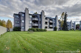 Building Photo - U-MED District Condominum