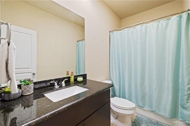 Building Photo - 26 Santa Inez St