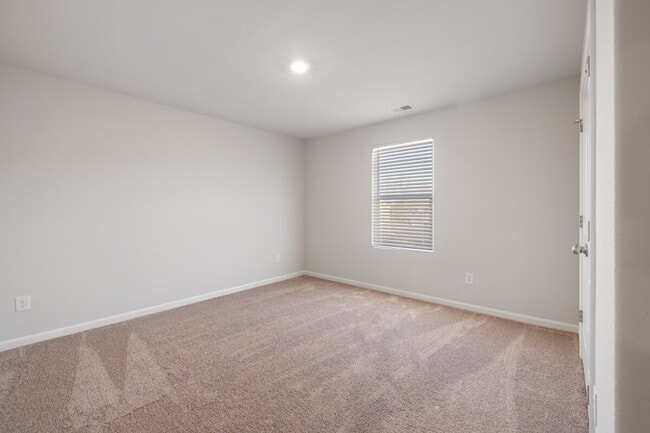 Building Photo - Spacious 4-Bedroom Home in McKnight Mill Community with Modern Kitchen Upgrades & Private Master ...