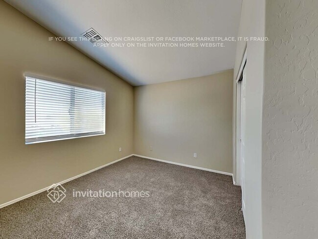 Building Photo - 16029 W Miami St