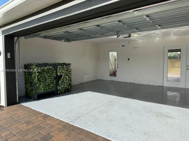 Building Photo - 9261 Gran Teatro Dr