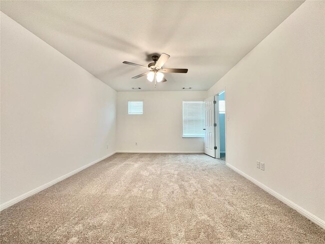 Building Photo - 3200 College Park Dr