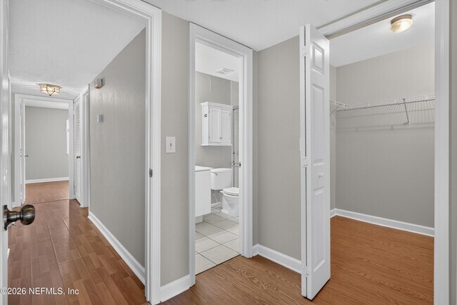 Building Photo - 3866 Campenero Ct