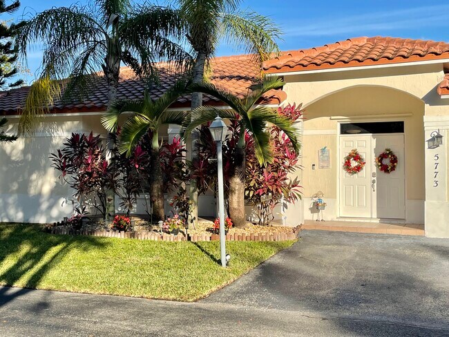 Building Photo - 5773 NW 99th Ave