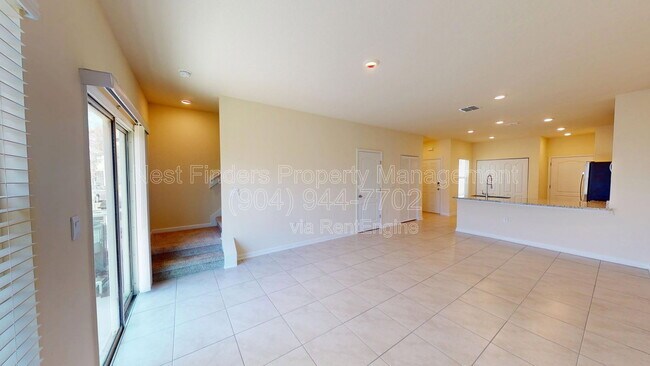 Building Photo - 28 Oarsman Xing Dr