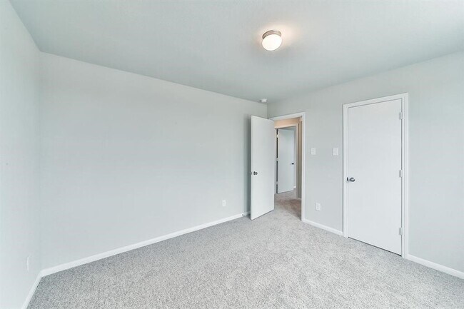 Building Photo - 2323 Honey Heights Ln