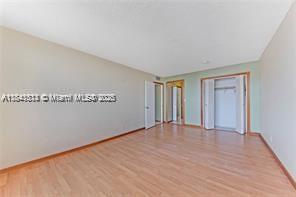 Building Photo - 2025 NE 164th St