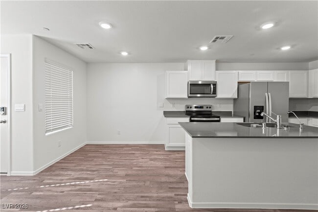 Building Photo - 4919 Olive Mesa Ave