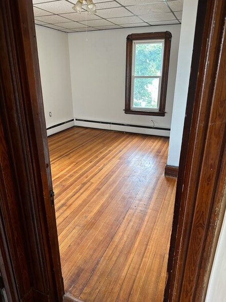 Building Photo - 311 New Park Ave