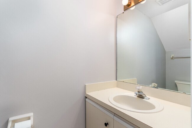 Building Photo - Update Condo in Ponde Vedra Beach