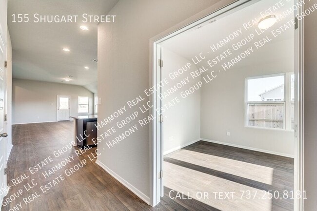Building Photo - 155 Shugart St