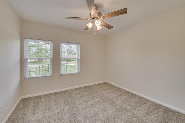 Building Photo - 143 Woodland Dr
