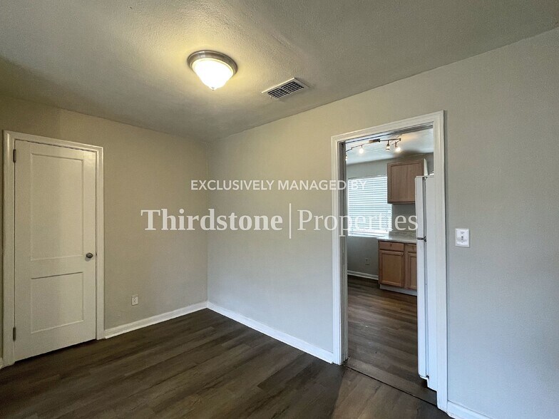 Building Photo - 3159 Belden St