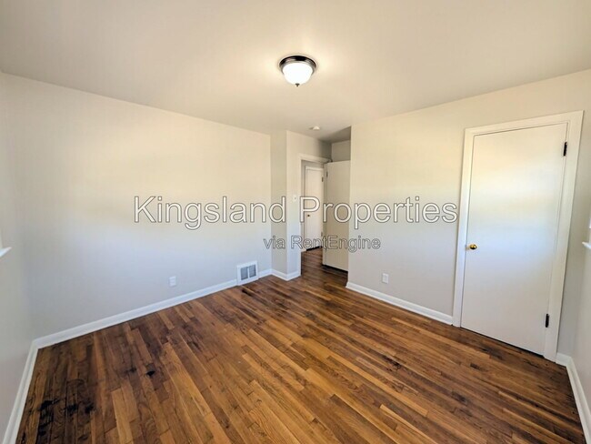 Building Photo - 936 Highmont Dr