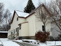 Building Photo - 330 E 3rd St