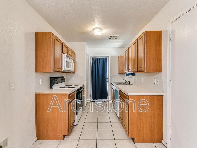 Building Photo - 5508 Del Creek Rd